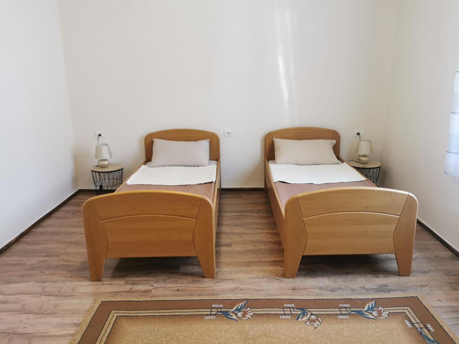 Gm Tirana Hostel المظهر الخارجي الصورة